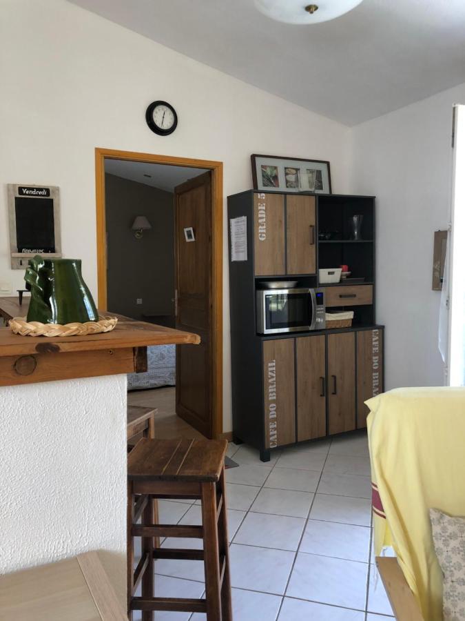 Le Cabanon Des Hirondelles Vila Villecroze Exterior foto