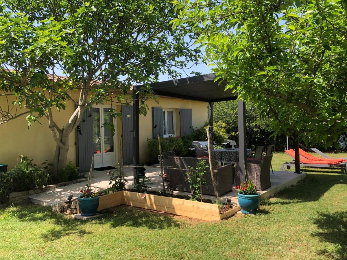 Le Cabanon Des Hirondelles Vila Villecroze Exterior foto